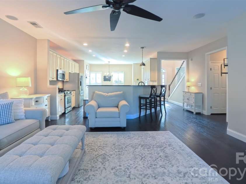 17038 Hugh Torance Parkway, Huntersville, NC 28078.  MLS# CAR4364007, YatesRealty ID 36787. 