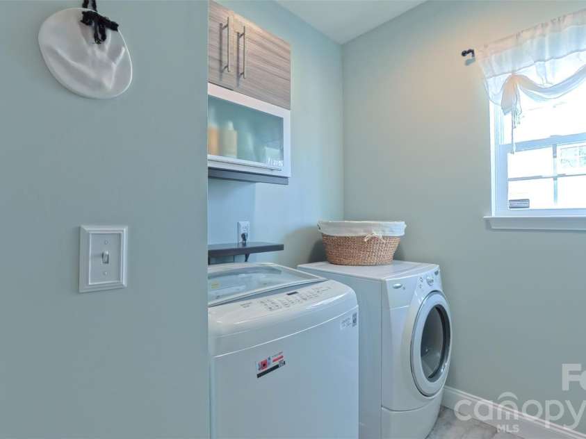 17038 Hugh Torance Parkway, Huntersville, NC 28078.  MLS# CAR4364007, YatesRealty ID 36787. 