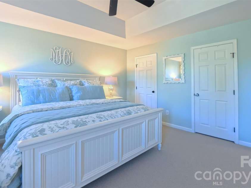17038 Hugh Torance Parkway, Huntersville, NC 28078.  MLS# CAR4364007, YatesRealty ID 36787. 