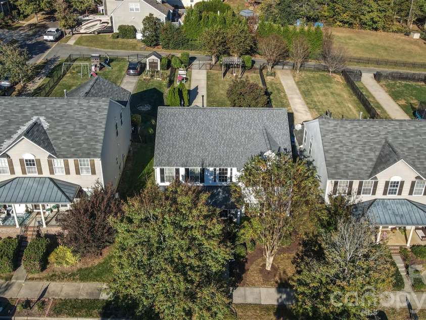 17038 Hugh Torance Parkway, Huntersville, NC 28078.  MLS# CAR4364007, YatesRealty ID 36787. 