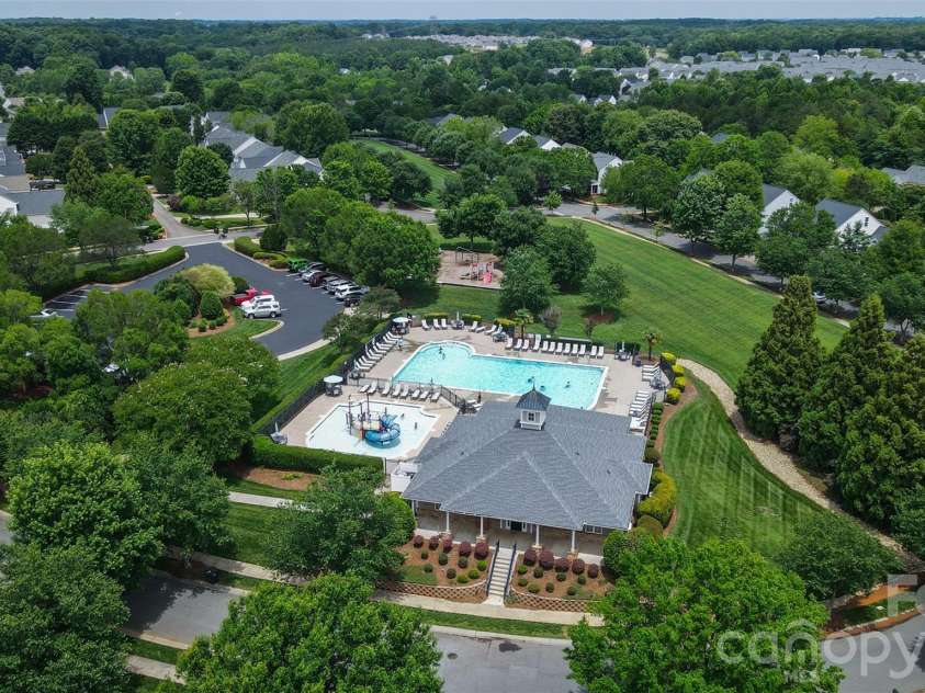 17038 Hugh Torance Parkway, Huntersville, NC 28078.  MLS# CAR4364007, YatesRealty ID 36787. 
