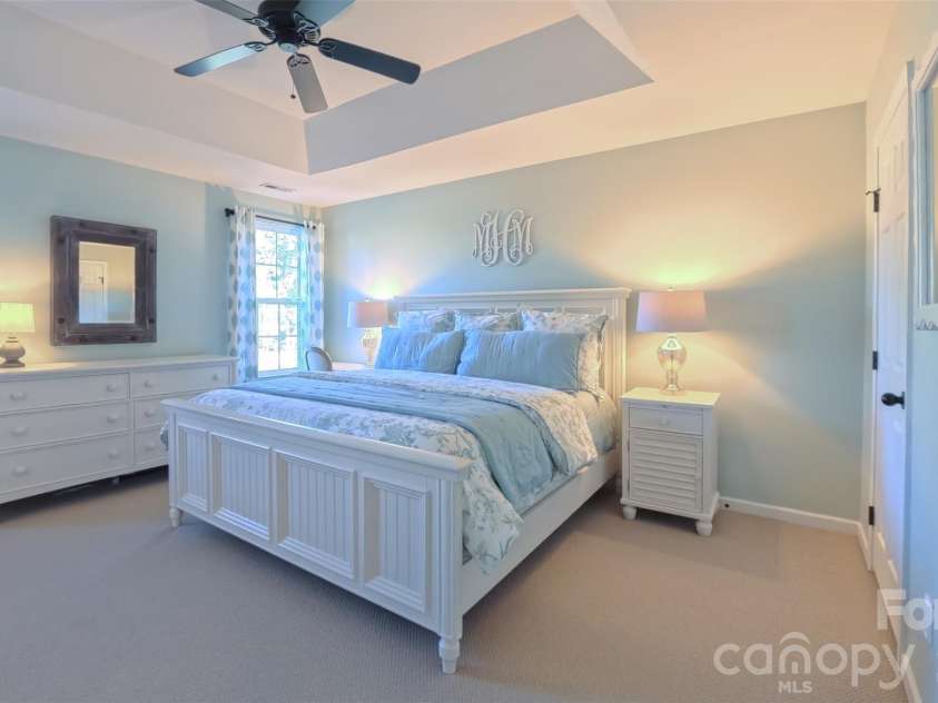 17038 Hugh Torance Parkway, Huntersville, NC 28078.  MLS# CAR4364007, YatesRealty ID 36787. 