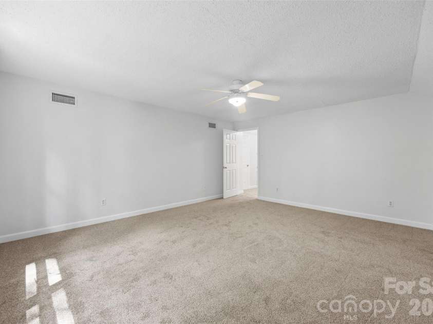 1289 Centennial Drive, Rock Hill, SC 29732.  MLS# CAR4402338, YatesRealty ID 36788. 