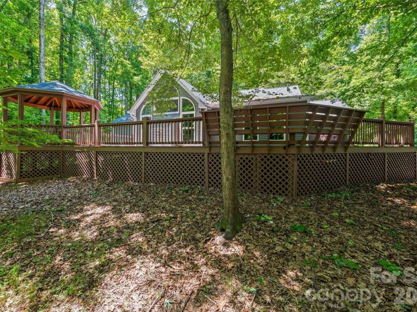 1289 Centennial Drive, Rock Hill, SC 29732.  MLS# CAR4402338, YatesRealty ID 36788. 