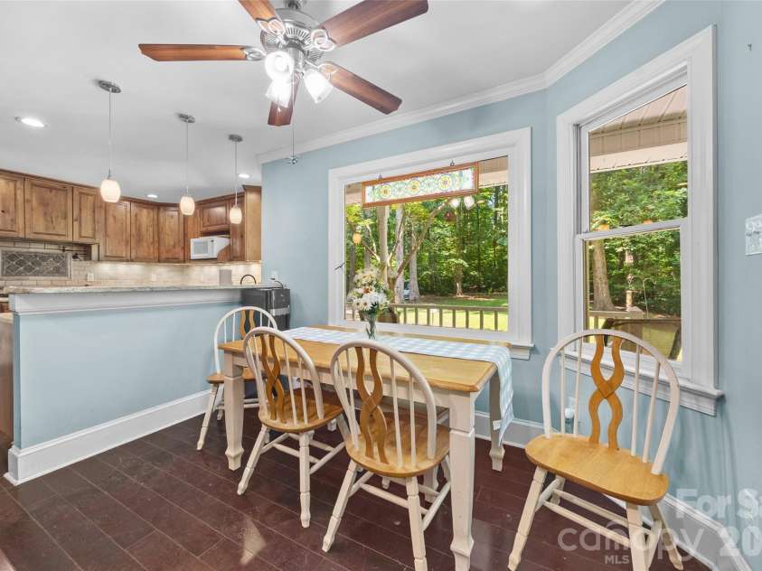 1289 Centennial Drive, Rock Hill, SC 29732.  MLS# CAR4402338, YatesRealty ID 36788. Eat-In Kitchen