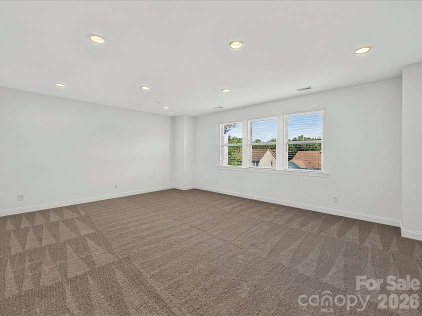 317 Somerled Way, Waxhaw, NC 28173.  MLS# CAR4402966, YatesRealty ID 36789. Bonus Room