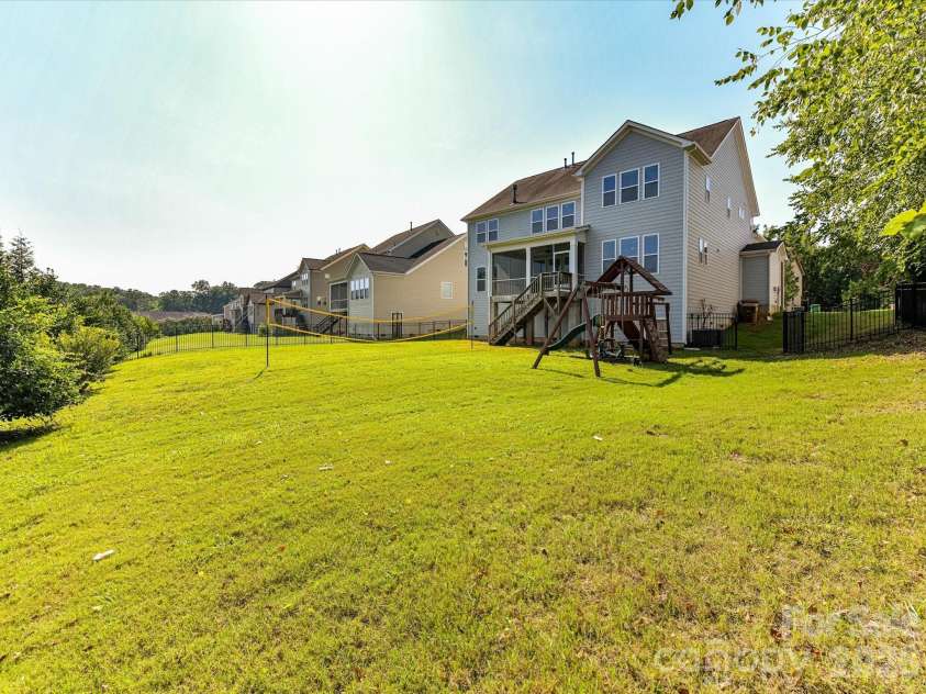 317 Somerled Way, Waxhaw, NC 28173.  MLS# CAR4402966, YatesRealty ID 36789. LARGE Backyard
