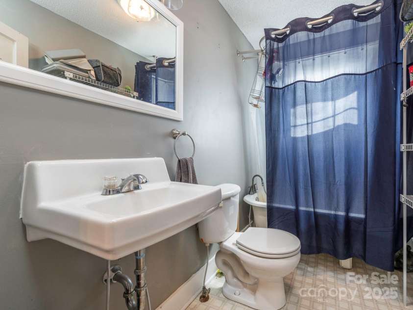 300 Oneal Street, Gaffney, SC 29340.  MLS# CAR4295803, YatesRealty ID 3679. Bathroom 2