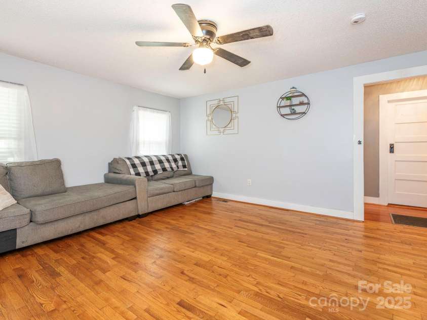 300 Oneal Street, Gaffney, SC 29340.  MLS# CAR4295803, YatesRealty ID 3679. Family Room