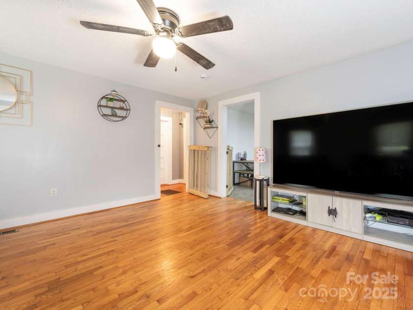 300 Oneal Street, Gaffney, SC 29340.  MLS# CAR4295803, YatesRealty ID 3679. Family Room