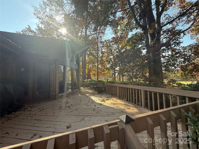 5900 Foxcrest Drive, Mint Hill, NC 28227.  MLS# CAR4330499, YatesRealty ID 3679. 