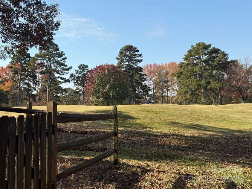 5900 Foxcrest Drive, Mint Hill, NC 28227.  MLS# CAR4330499, YatesRealty ID 3679. 