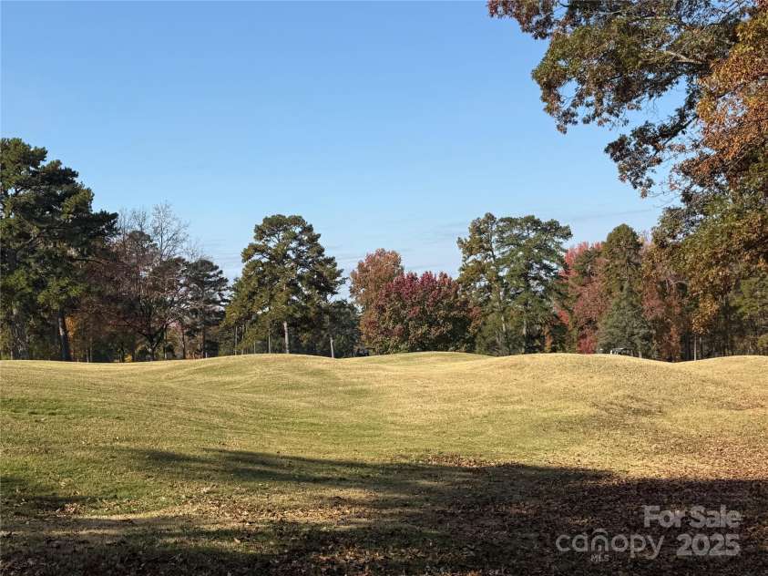 5900 Foxcrest Drive, Mint Hill, NC 28227.  MLS# CAR4330499, YatesRealty ID 3679. 