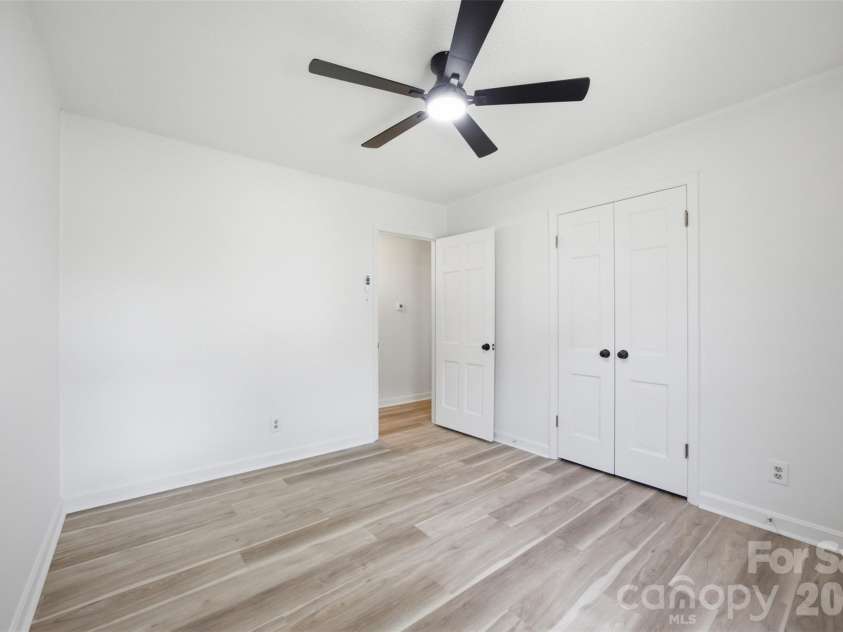 3101 Canterberry Drive, Gastonia, NC 28056.  MLS# CAR4400695, YatesRealty ID 36790. 