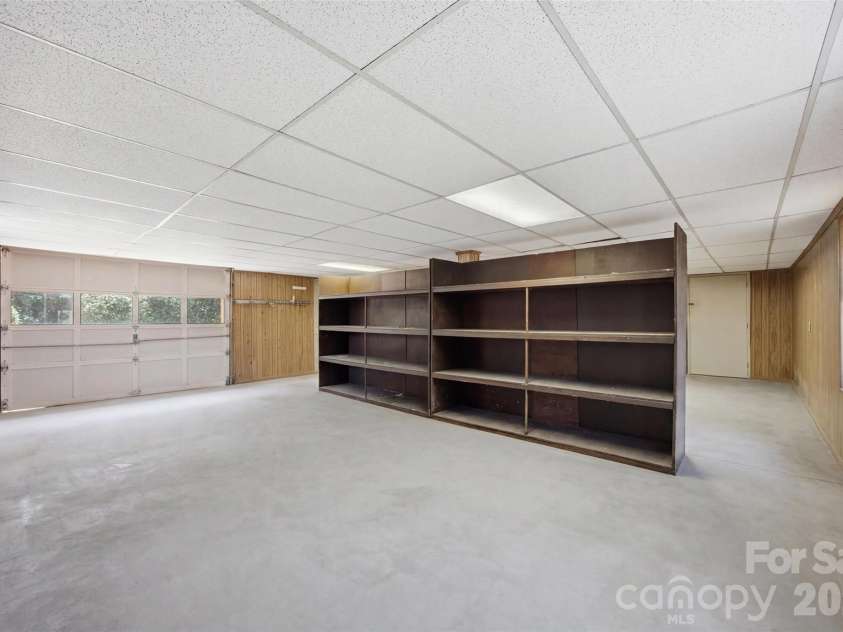 3101 Canterberry Drive, Gastonia, NC 28056.  MLS# CAR4400695, YatesRealty ID 36790. 