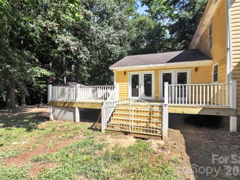 2499 Lazy Oak Drive, Lancaster, SC 297206574.  MLS# CAR4399199, YatesRealty ID 36792. 