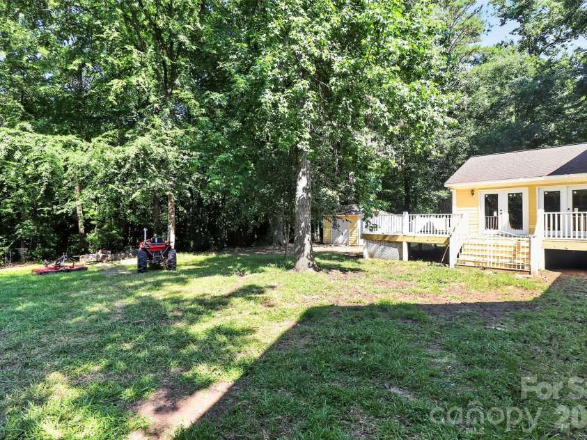 2499 Lazy Oak Drive, Lancaster, SC 297206574.  MLS# CAR4399199, YatesRealty ID 36792. 