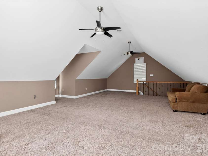 2499 Lazy Oak Drive, Lancaster, SC 297206574.  MLS# CAR4399199, YatesRealty ID 36792. BONUS ROOM OVER GARAGE