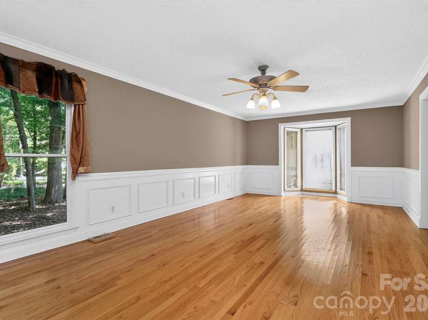 2499 Lazy Oak Drive, Lancaster, SC 297206574.  MLS# CAR4399199, YatesRealty ID 36792. DINING ROOM