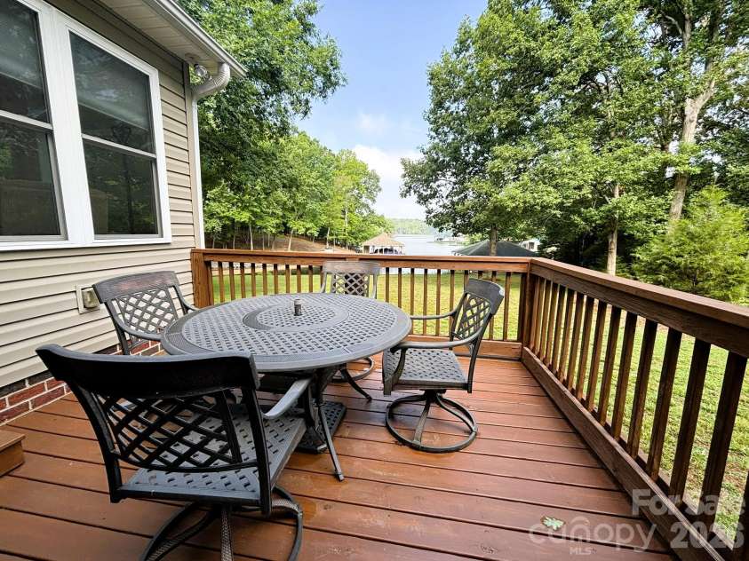 130 Canoe Court, Mount Gilead, NC 27306.  MLS# CAR4400919, YatesRealty ID 36795. Deck, Facing Lake Tillery