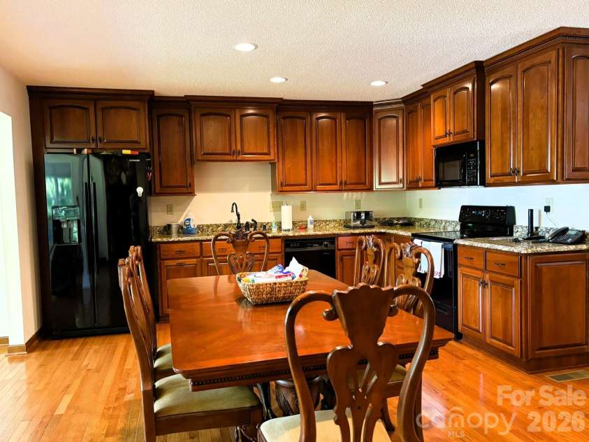 130 Canoe Court, Mount Gilead, NC 27306.  MLS# CAR4400919, YatesRealty ID 36795. Kitchen Open Concept