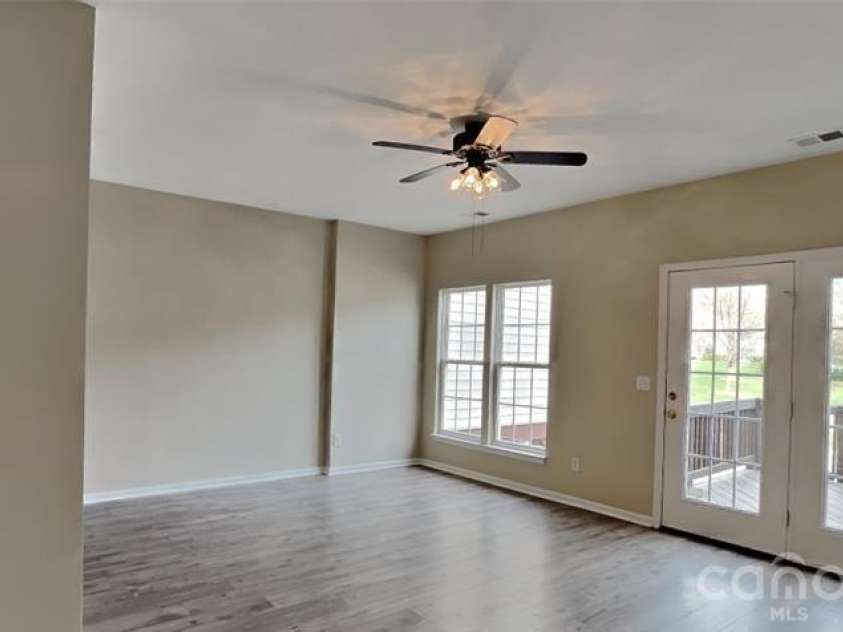 9514 Cadman Court, Cornelius, NC 28031.  MLS# CAR4400493, YatesRealty ID 36799. 