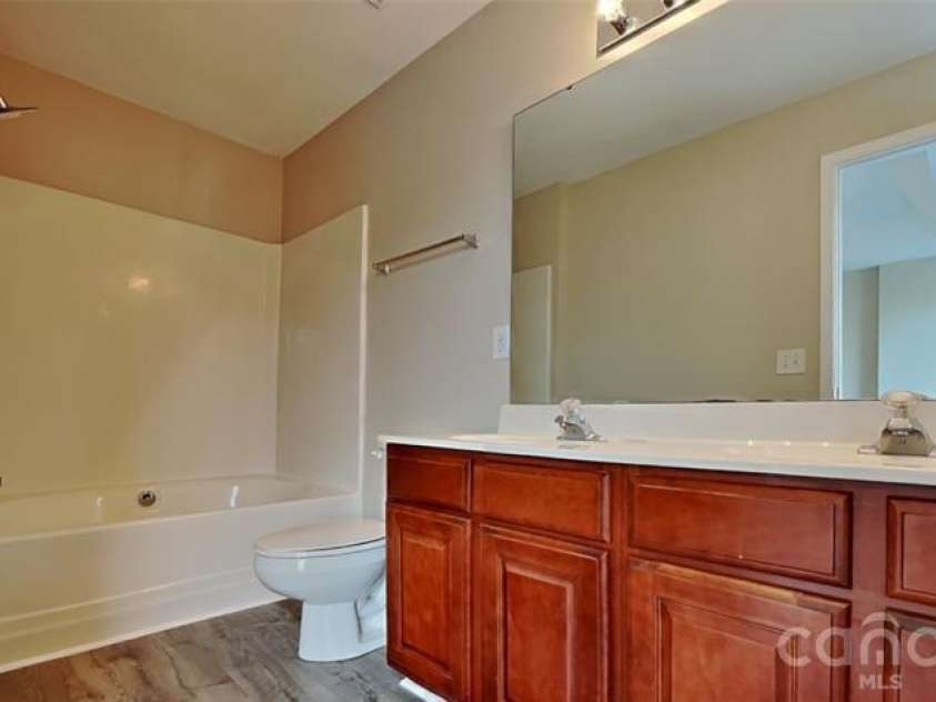 9514 Cadman Court, Cornelius, NC 28031.  MLS# CAR4400493, YatesRealty ID 36799. 