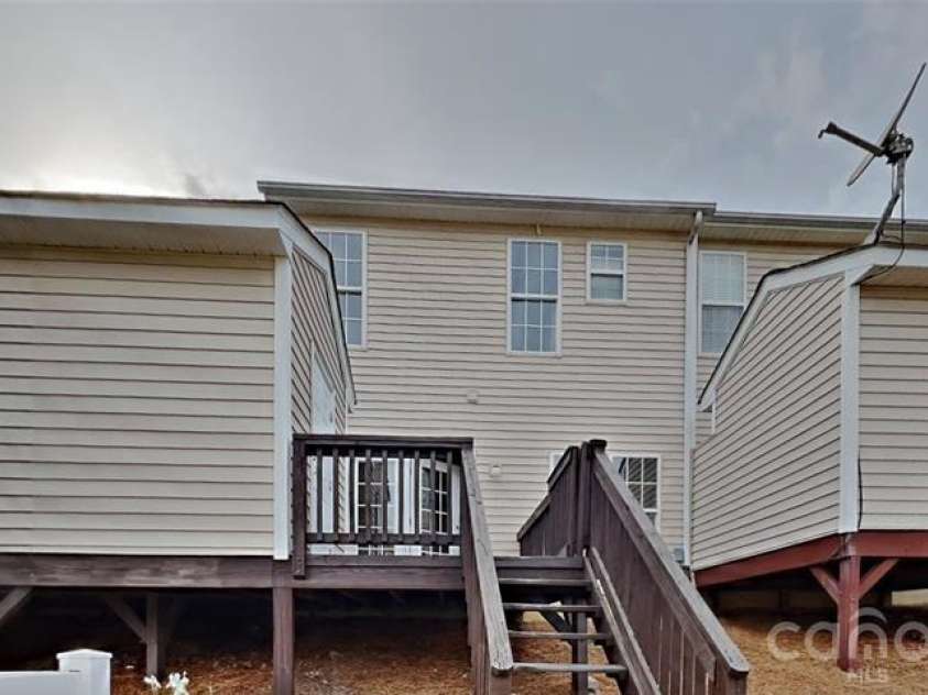 9514 Cadman Court, Cornelius, NC 28031.  MLS# CAR4400493, YatesRealty ID 36799. 
