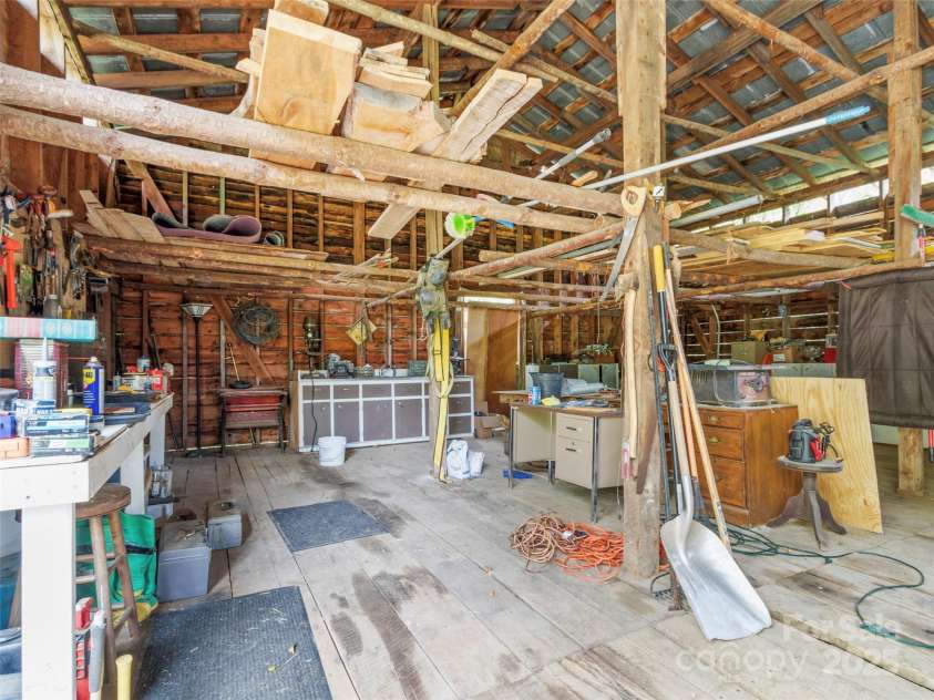 407 Terrell Drive, Bakersville, NC 28705.  MLS# CAR4304322, YatesRealty ID 368. 