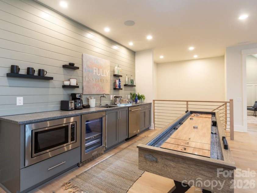 110 Willow View Loop, Davidson, NC 28036.  MLS# CAR4342587, YatesRealty ID 3680. 