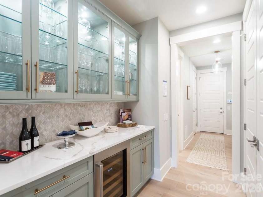 110 Willow View Loop, Davidson, NC 28036.  MLS# CAR4342587, YatesRealty ID 3680. 