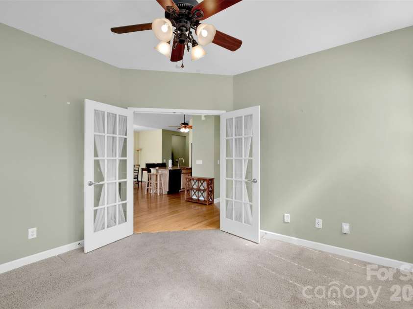 4767 Polo Gate Boulevard, Charlotte, NC 28216.  MLS# CAR4354424, YatesRealty ID 3680. 