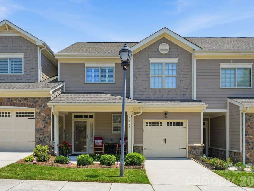 3025 Callaway Court, Cramerton, NC 28032.  MLS# CAR4401317, YatesRealty ID 36800. 