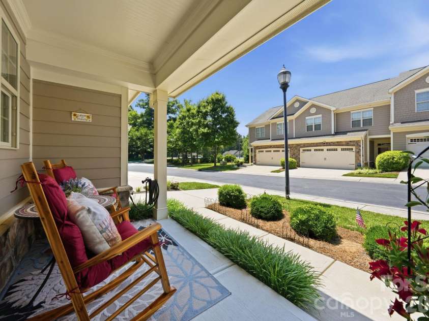 3025 Callaway Court, Cramerton, NC 28032.  MLS# CAR4401317, YatesRealty ID 36800. 