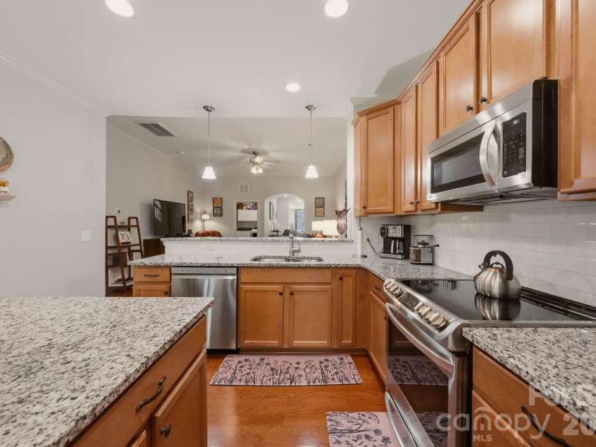 3025 Callaway Court, Cramerton, NC 28032.  MLS# CAR4401317, YatesRealty ID 36800. 