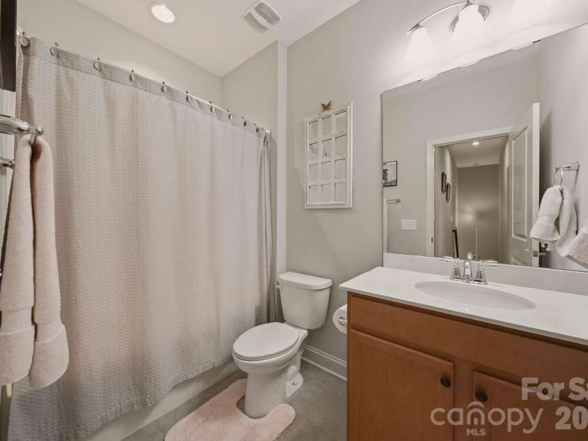 3025 Callaway Court, Cramerton, NC 28032.  MLS# CAR4401317, YatesRealty ID 36800. 