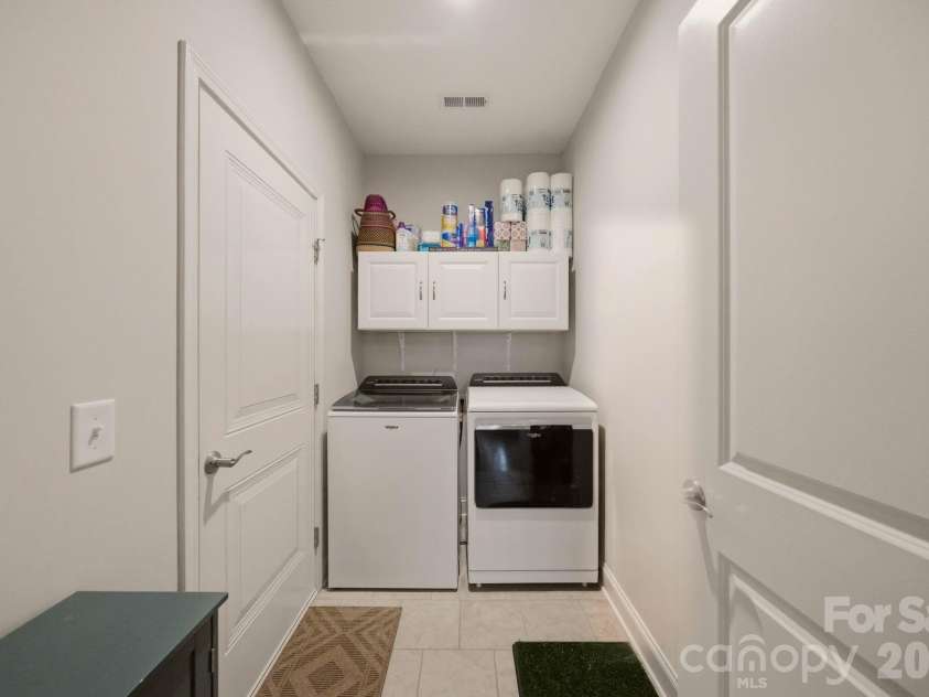 3025 Callaway Court, Cramerton, NC 28032.  MLS# CAR4401317, YatesRealty ID 36800. 