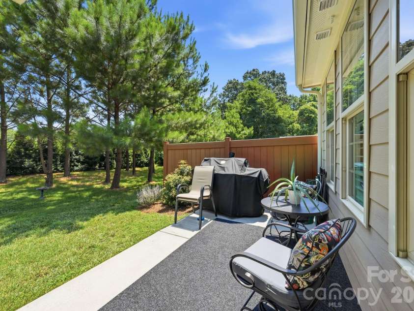 3025 Callaway Court, Cramerton, NC 28032.  MLS# CAR4401317, YatesRealty ID 36800. 
