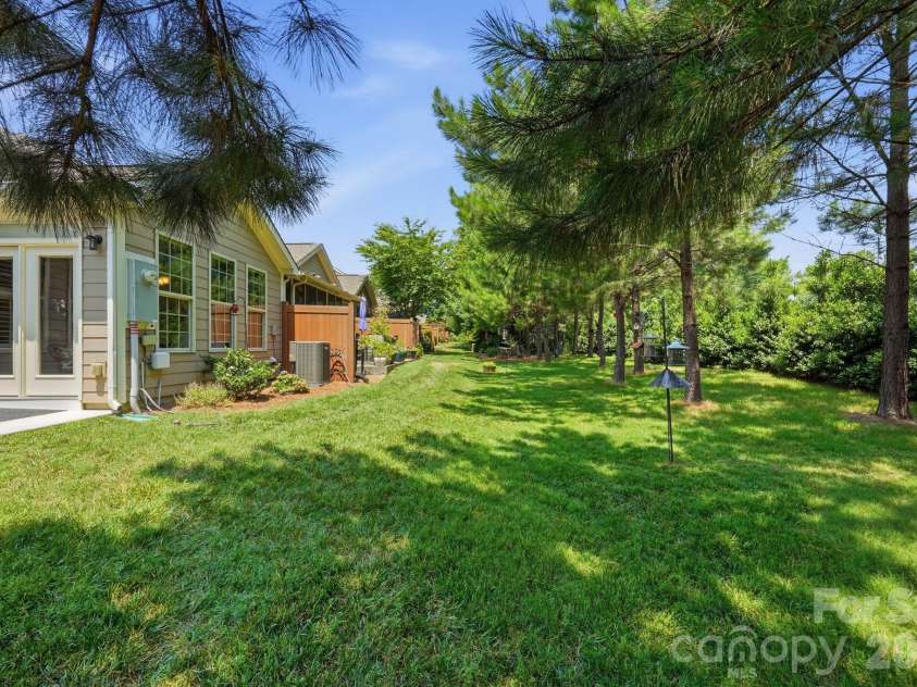 3025 Callaway Court, Cramerton, NC 28032.  MLS# CAR4401317, YatesRealty ID 36800. 