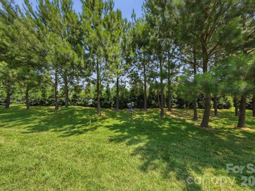 3025 Callaway Court, Cramerton, NC 28032.  MLS# CAR4401317, YatesRealty ID 36800. 