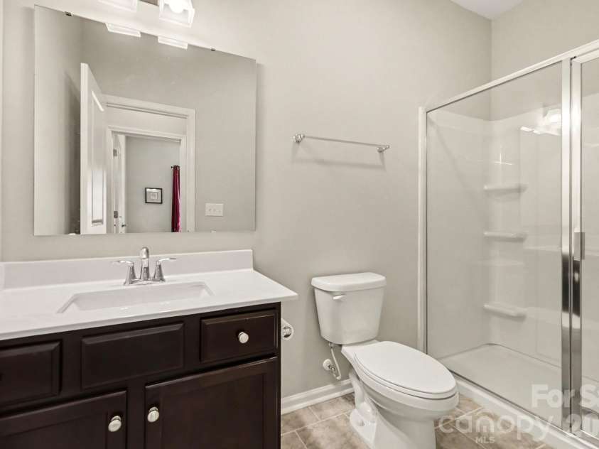 24562 Blue Heron Circle, Lancaster, SC 29720.  MLS# CAR4402586, YatesRealty ID 36802. Secondary Bath