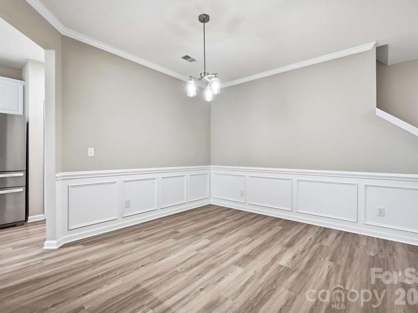 4427 Glenlea Commons Drive, Charlotte, NC 28216.  MLS# CAR4395331, YatesRealty ID 36804. 