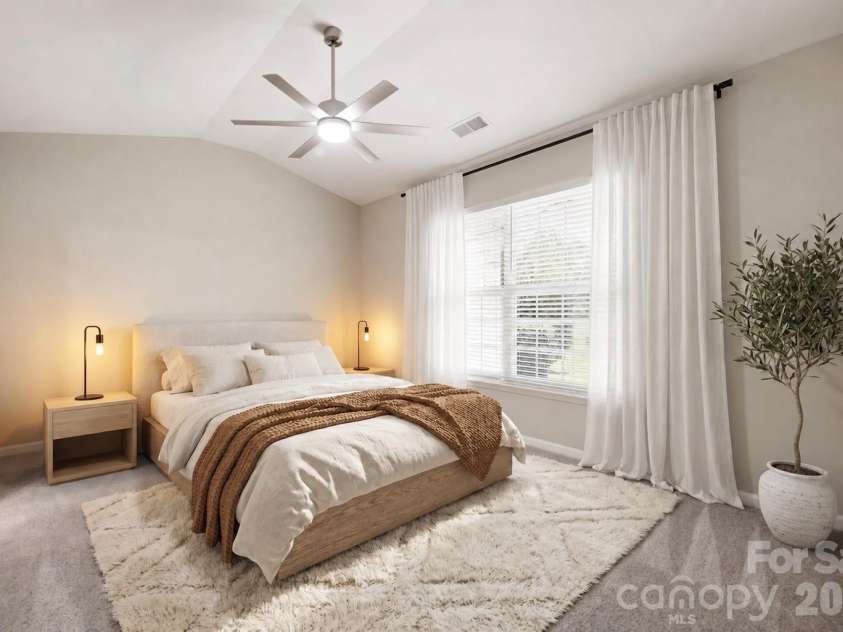 4427 Glenlea Commons Drive, Charlotte, NC 28216.  MLS# CAR4395331, YatesRealty ID 36804. Virtually Staged