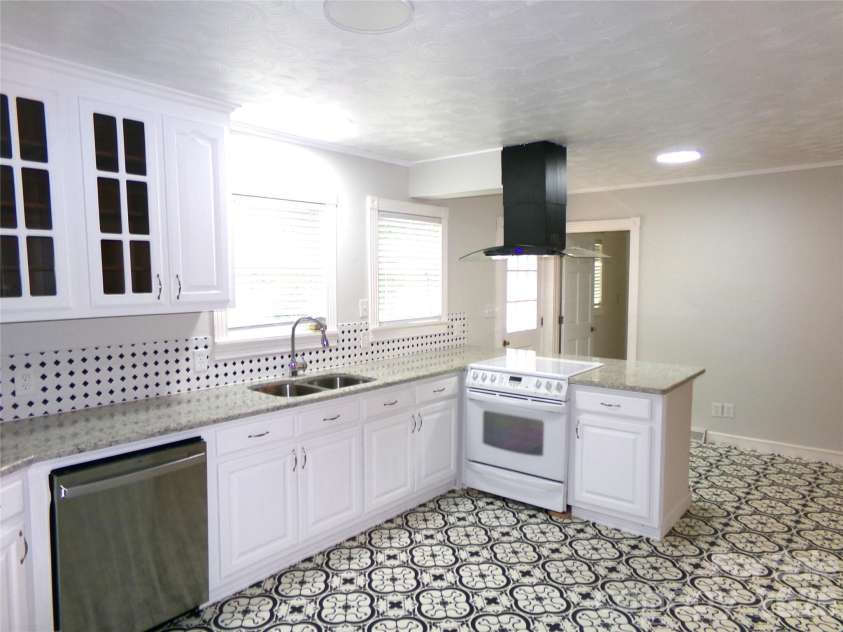 33949 Rocky River Road, Norwood, NC 28128.  MLS# CAR4403544, YatesRealty ID 36805. 