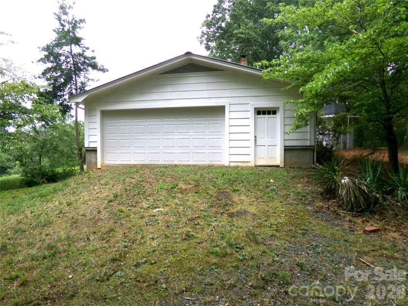 33949 Rocky River Road, Norwood, NC 28128.  MLS# CAR4403544, YatesRealty ID 36805. 