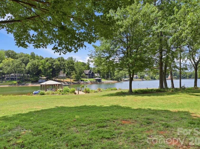7631 Dellinger Road, Denver, NC 28037.  MLS# CAR4395750, YatesRealty ID 36807. 