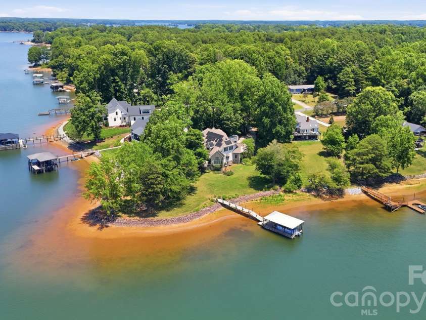 7631 Dellinger Road, Denver, NC 28037.  MLS# CAR4395750, YatesRealty ID 36807. 