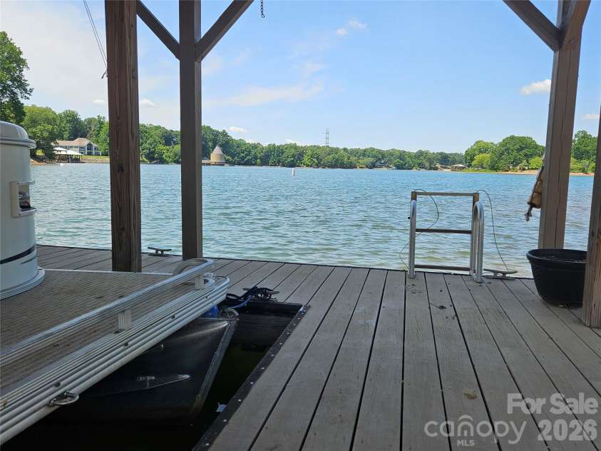 7631 Dellinger Road, Denver, NC 28037.  MLS# CAR4395750, YatesRealty ID 36807. 