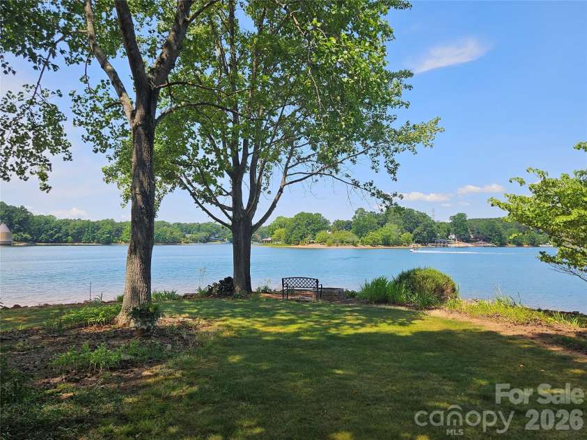 7631 Dellinger Road, Denver, NC 28037.  MLS# CAR4395750, YatesRealty ID 36807. 