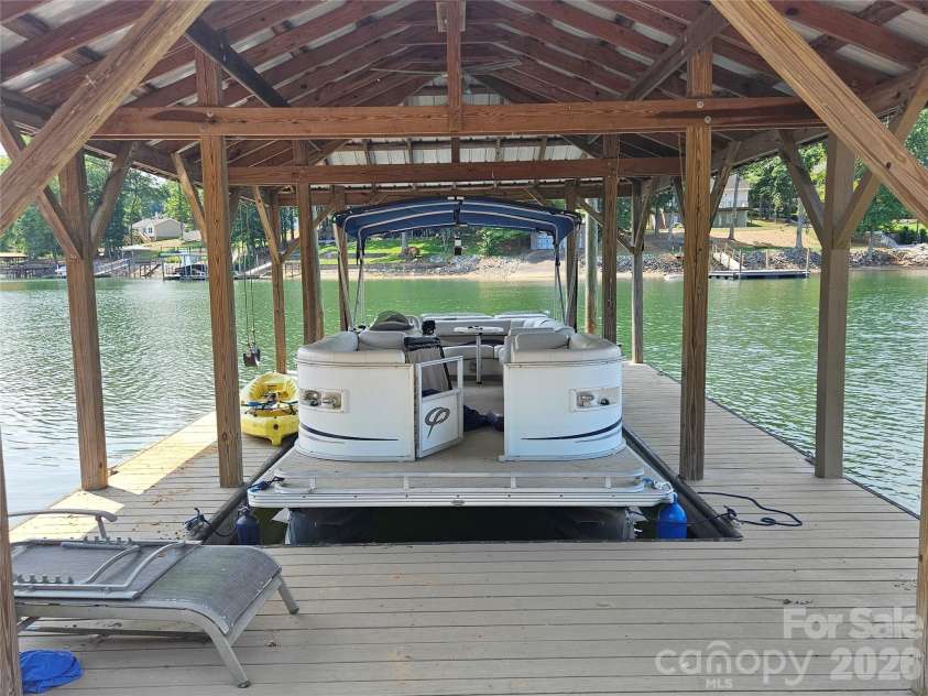 7631 Dellinger Road, Denver, NC 28037.  MLS# CAR4395750, YatesRealty ID 36807. 